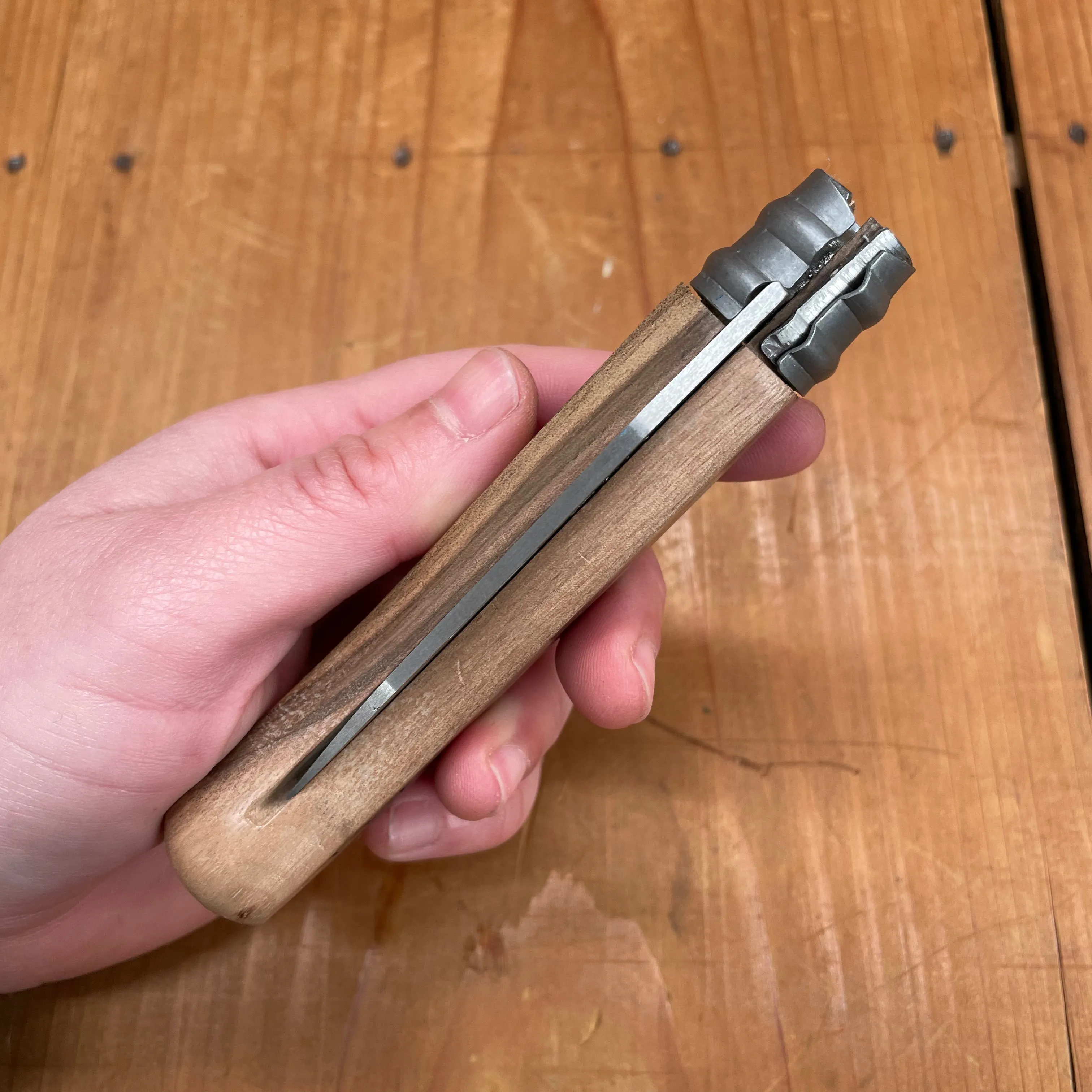 André Verdier L'Alpage 8.5cm Stainless Steel Folding Knife Walnut Handle